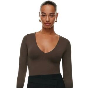 Babaton Contour V-Neck Longsleeve Size XS